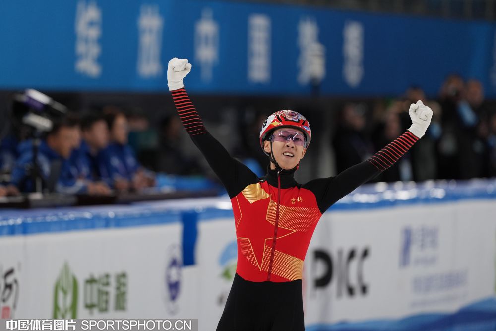 国际米兰0比1利物浦，巴萨2比1法兰克福